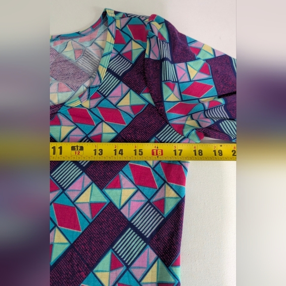 LULAROE New Nicole Dress Sz L Pink Blue Yellow Geometric Stretch Spandex Knit - Picture 5 of 10